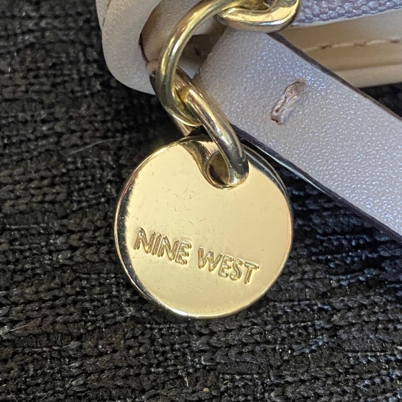 Light pink Nine West wallet - Picture 6 of 6